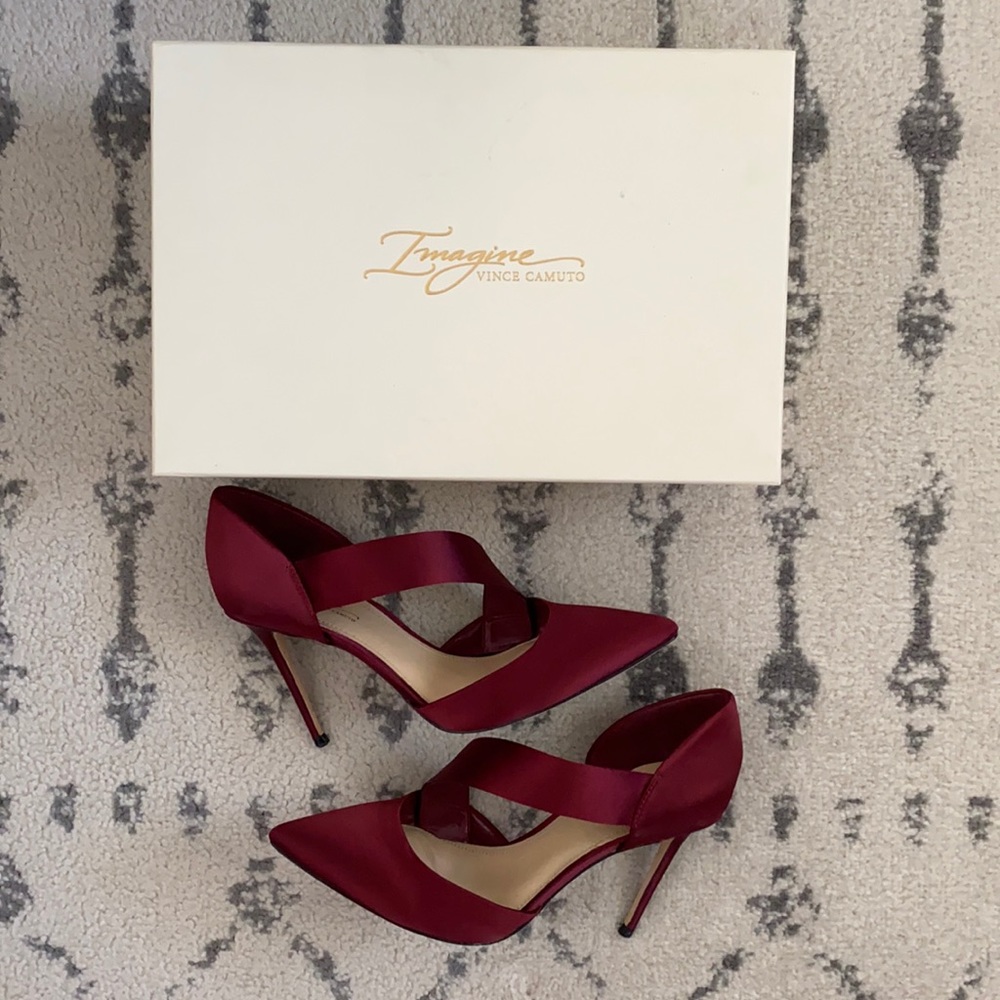 Imagine Vince Camuto Pumps